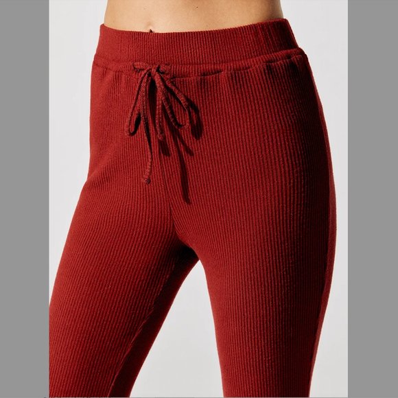 BNWT Carbon38 Brushed Ribbed Flare Pants Joggers Yoga Trousers Athleisure - Picture 4 of 4